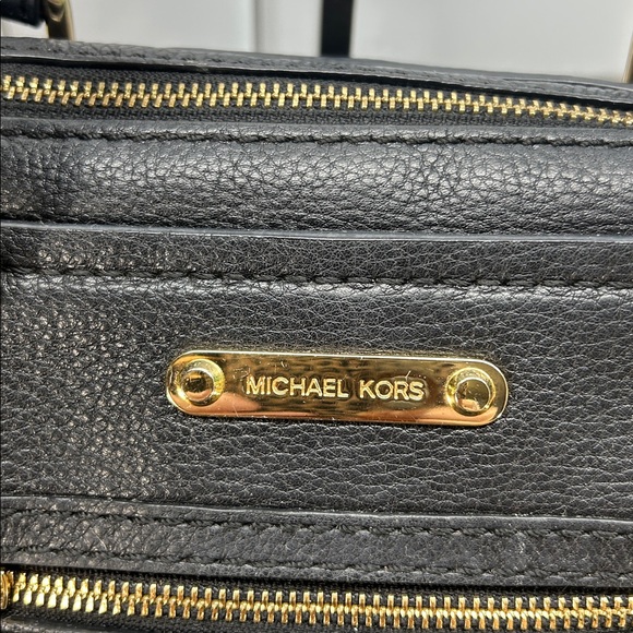 4123 Michael Kors black large leather handbag 243854123 - Picture 5 of 12